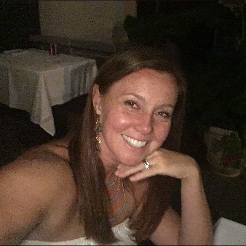 Meet your Posher, Debbie